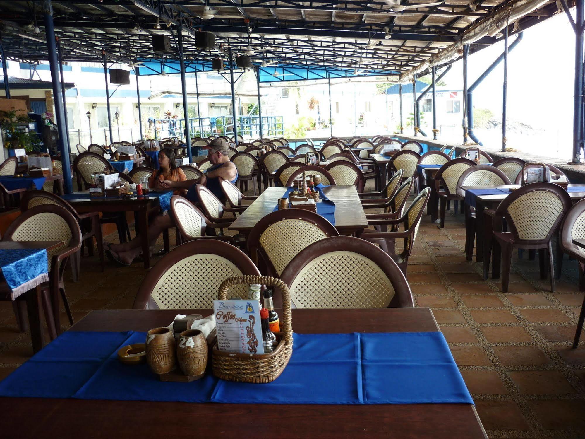Blue Rock Resort Olongapo Bagian luar foto